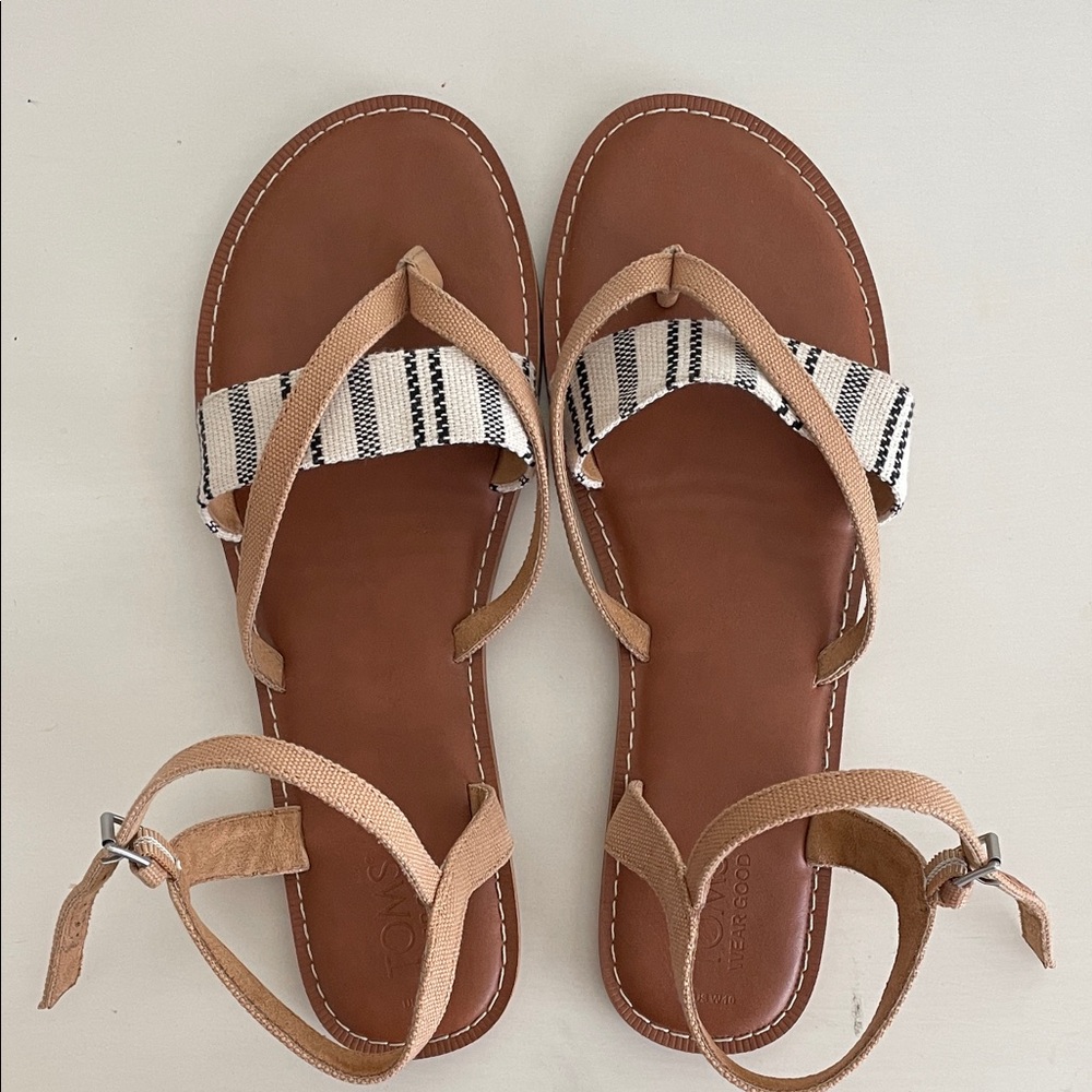 Toms Tan and Black Striped Sandals